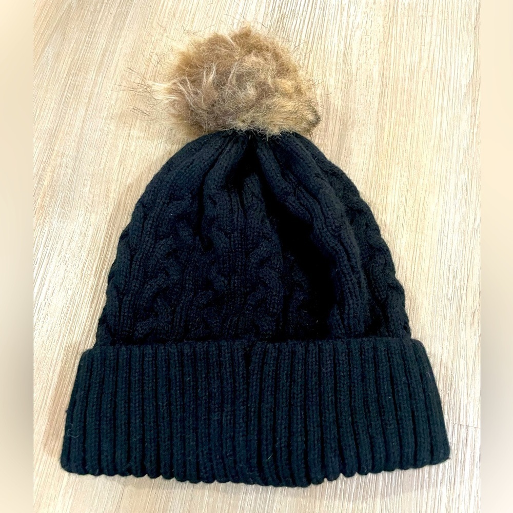 GTFO Black Toque with faux fur pom. - Picture 3 of 5